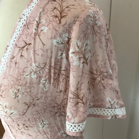 Wrap dress - Picture 2 of 4